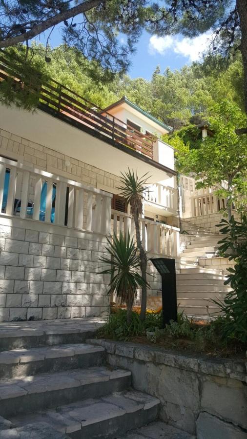 Apartments By The Sea Brela, Makarska - 11821 Extérieur photo
