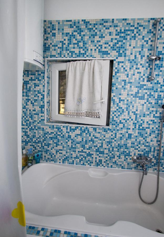 Apartments By The Sea Brela, Makarska - 11821 Extérieur photo